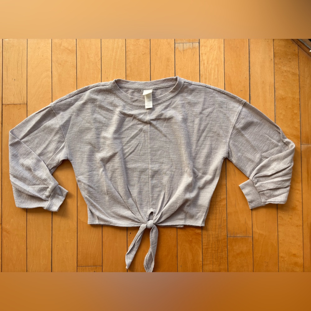 Cropped khaki loose top